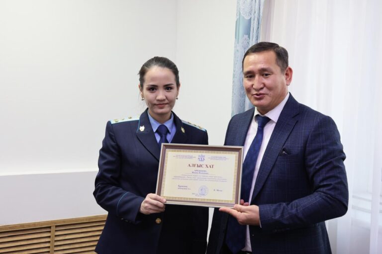 c98589cb-0f4b-4bd8-bcd4-fde5ed7f9c25